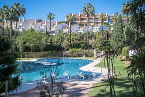Charming Apartment With sea Views in Benalmadena