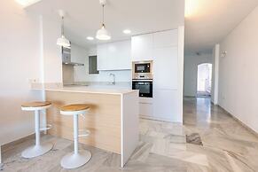 Charming Apartment With sea Views in Benalmadena