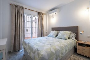 Apartment Sleeps 4 With Sea Views