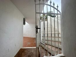 Apartment Sleeps 4 With Sea Views
