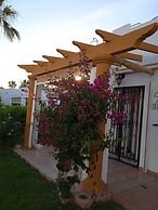 As055 Cosy 2 Bedroom, in the Green Palm Tree Oasis