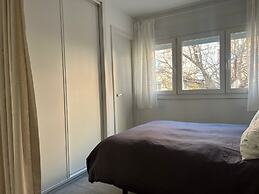 Charming Apartment up to 4 Persons 3 min to Metro