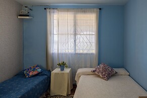 House -sleeps 8-natural Pool-pet Friendly