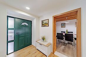 Holiday Home Luce with Pool