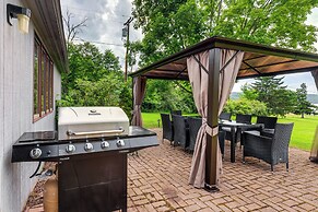 Keuka Lake Cabin w/ Boat Dock Access & Fire Pit!