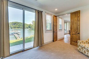 Lakefront Hiawassee Gem: Boat Dock w/ Rooftop Deck