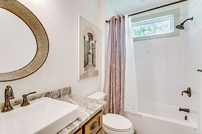 Lakefront Hiawassee Gem: Boat Dock w/ Rooftop Deck