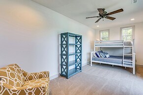 Lakefront Hiawassee Gem: Boat Dock w/ Rooftop Deck