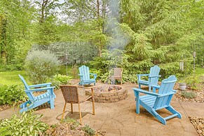 Family Home w/ Hot Tub: 1/2 Mi to Lake Milton