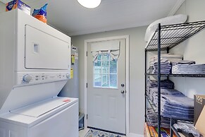 Hot Springs Home w/ Yard, Walk to Bathhouse Row!