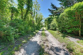 Coastal Truro Cottage - Close to Beaches & Ptown!