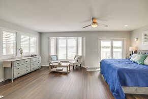 Waterfront Clarklake Escape - Deck, Dock & Views