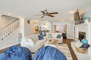 Waterfront Clarklake Escape - Deck, Dock & Views