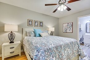 High Point Townhome w/ Patio, 1 Mi to Main Street!