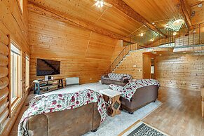 Roomy Log Cabin w/ Hot Tub, Walk to Kenai River!