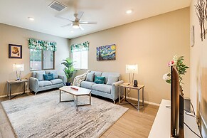 Quiet Casa Grande House Next to Villago Park!