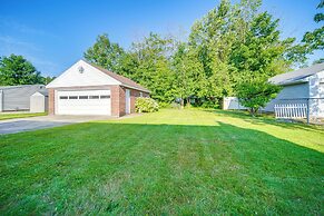 < 1 Mi to Lake Erie: Ashtabula Hideaway!