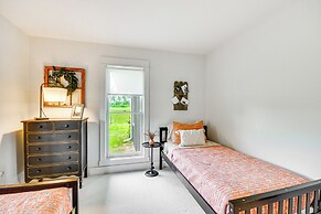 Lovely Roberts Home w/ Patio & Mountain Views!