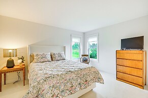 Lovely Roberts Home w/ Patio & Mountain Views!