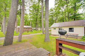 Wisconsin Lakeside Cottage w/ Deck, Views