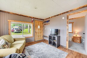 Wisconsin Lakeside Cottage w/ Deck, Views