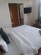 Goroomgo Marina Hills Resort Solan