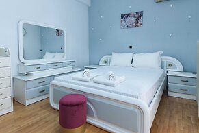 Classical 2 Bd Beauty Apt in Chalandri