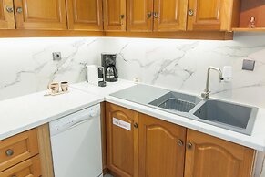 Classical 2 Bd Beauty Apt in Chalandri