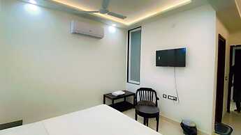 Hotel Giriraj Palace