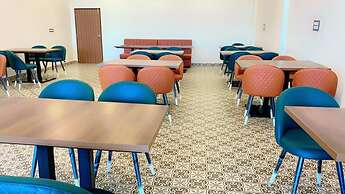 Hotel Giriraj Palace