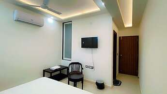 Hotel Giriraj Palace