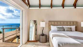 6 BR Villa On Crocus Bay With Pool Concierge