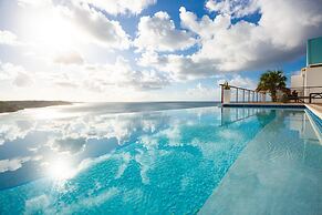 6 BR Villa On Crocus Bay With Pool Concierge