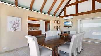 6 BR Villa With Concierge Amenities Pool