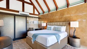 6 BR Villa With Concierge Amenities Pool