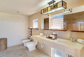 6 BR Villa With Concierge Amenities Pool