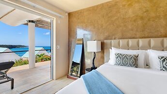 6 BR Villa With Concierge Amenities Pool