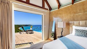 6 BR Villa With Concierge Amenities Pool
