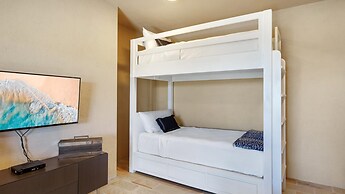 6 BR Villa With Concierge Amenities Pool