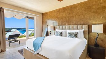 6 BR Villa With Concierge Amenities Pool