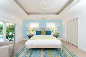 Waterfront Oasis W Boat Dock Heated Pool