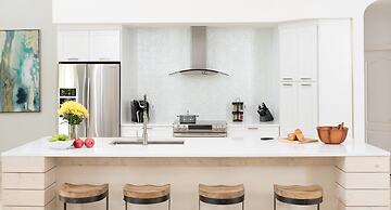 Waterfront Oasis W Boat Dock Heated Pool