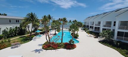 Modern Keys Penthouse W Private Beach Pool