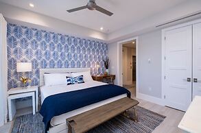 Modern Keys Penthouse W Private Beach Pool