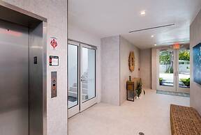 Modern Keys Penthouse W Private Beach Pool