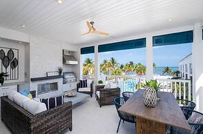 Modern Keys Penthouse W Private Beach Pool