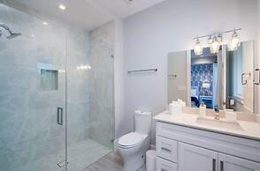 Modern Keys Penthouse W Private Beach Pool