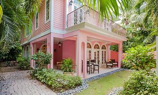 Waterfront Pink House With Private Dock Pool