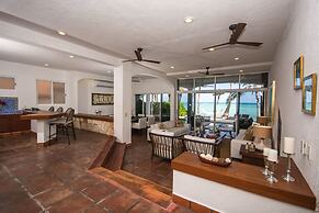 Beachfront W Private Staff in Gated Community