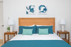 5 BR Luxury Villa On The Sand W Pool